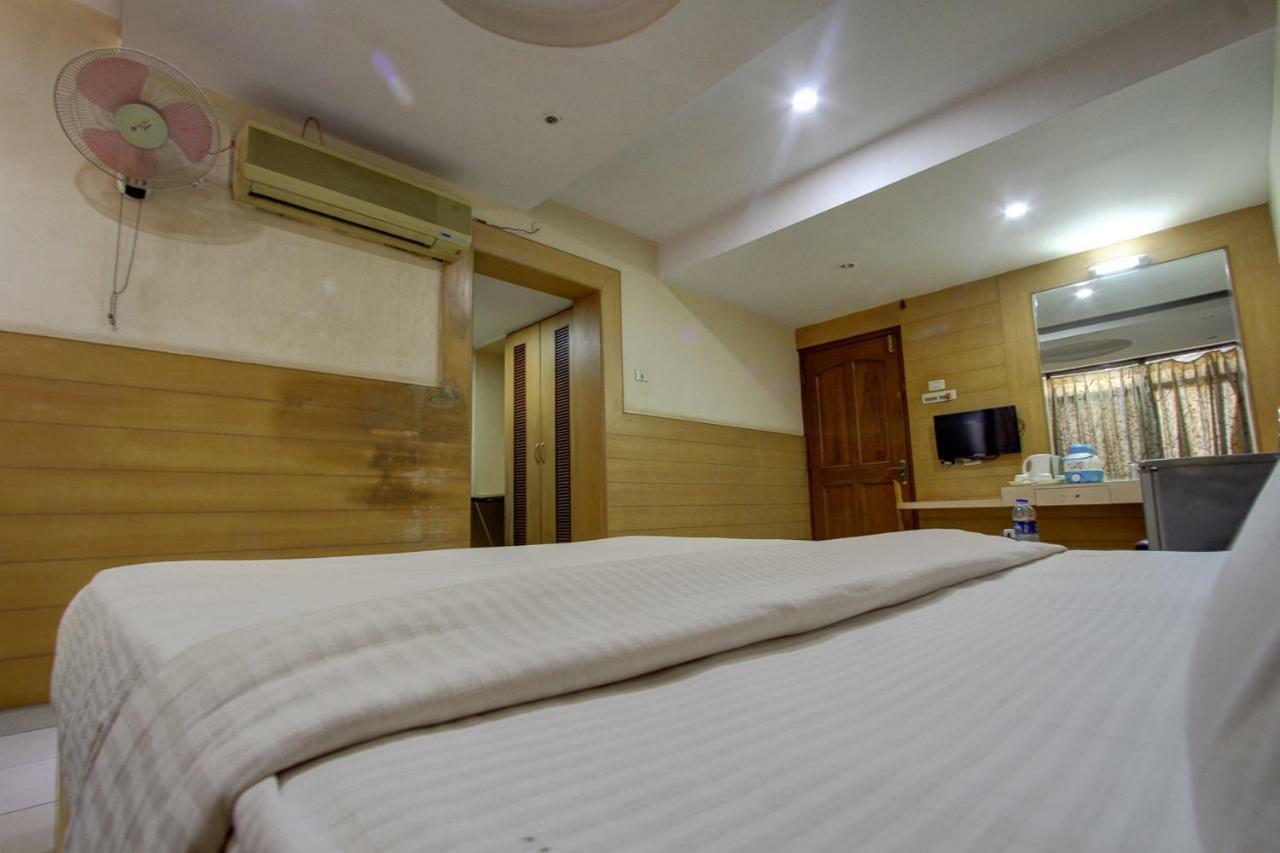 Hotel Rajsangam International Badami Exterior foto