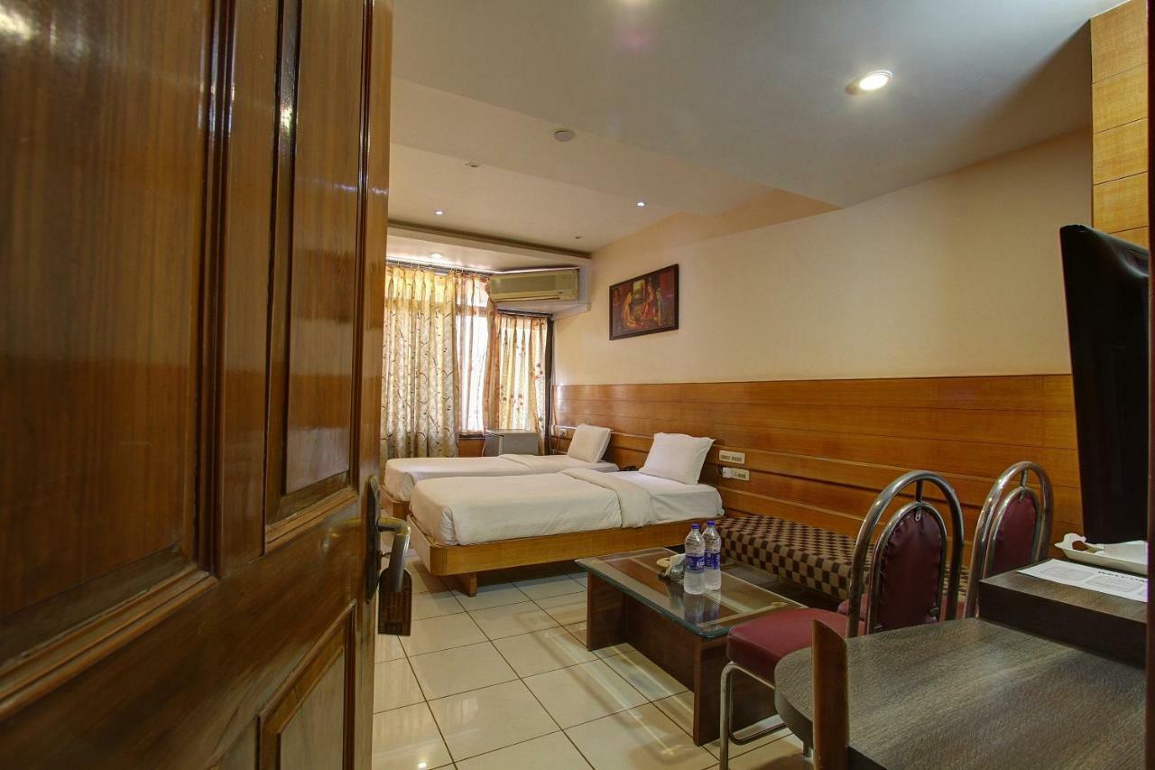 Hotel Rajsangam International Badami Exterior foto